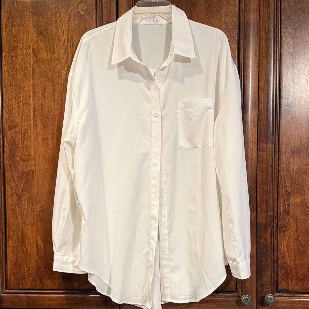IT Classic Oversized White Shirt
